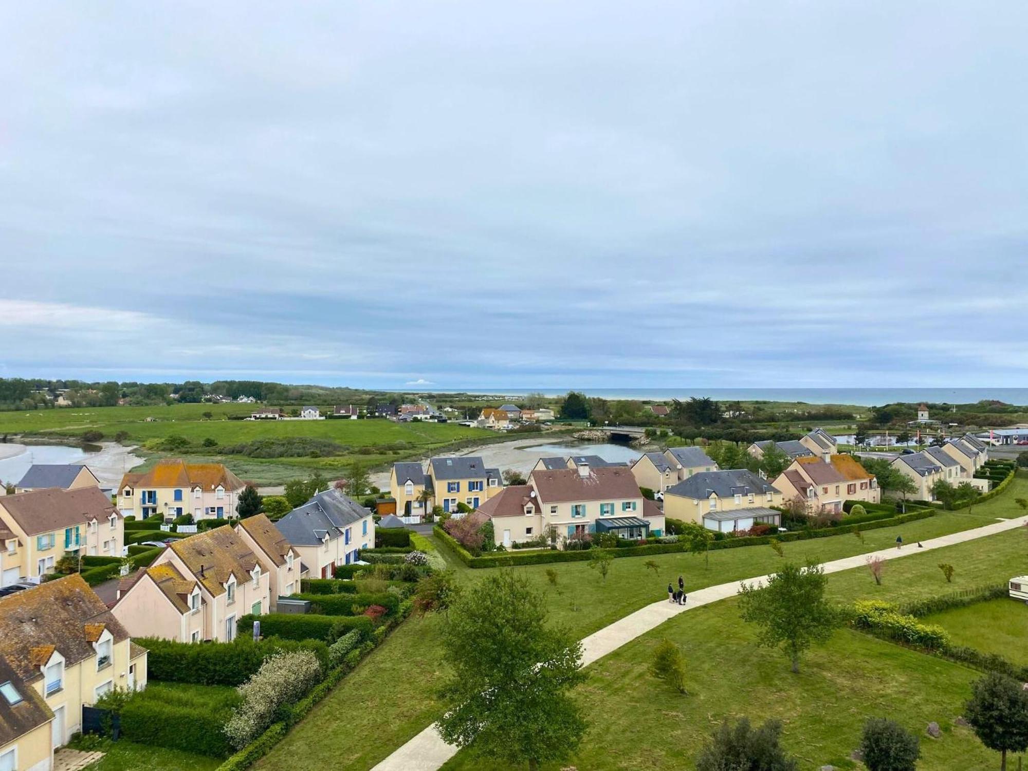 Ancre - Vue Sur Mer - Port Courseulles-Sur-Mer Bagian luar foto