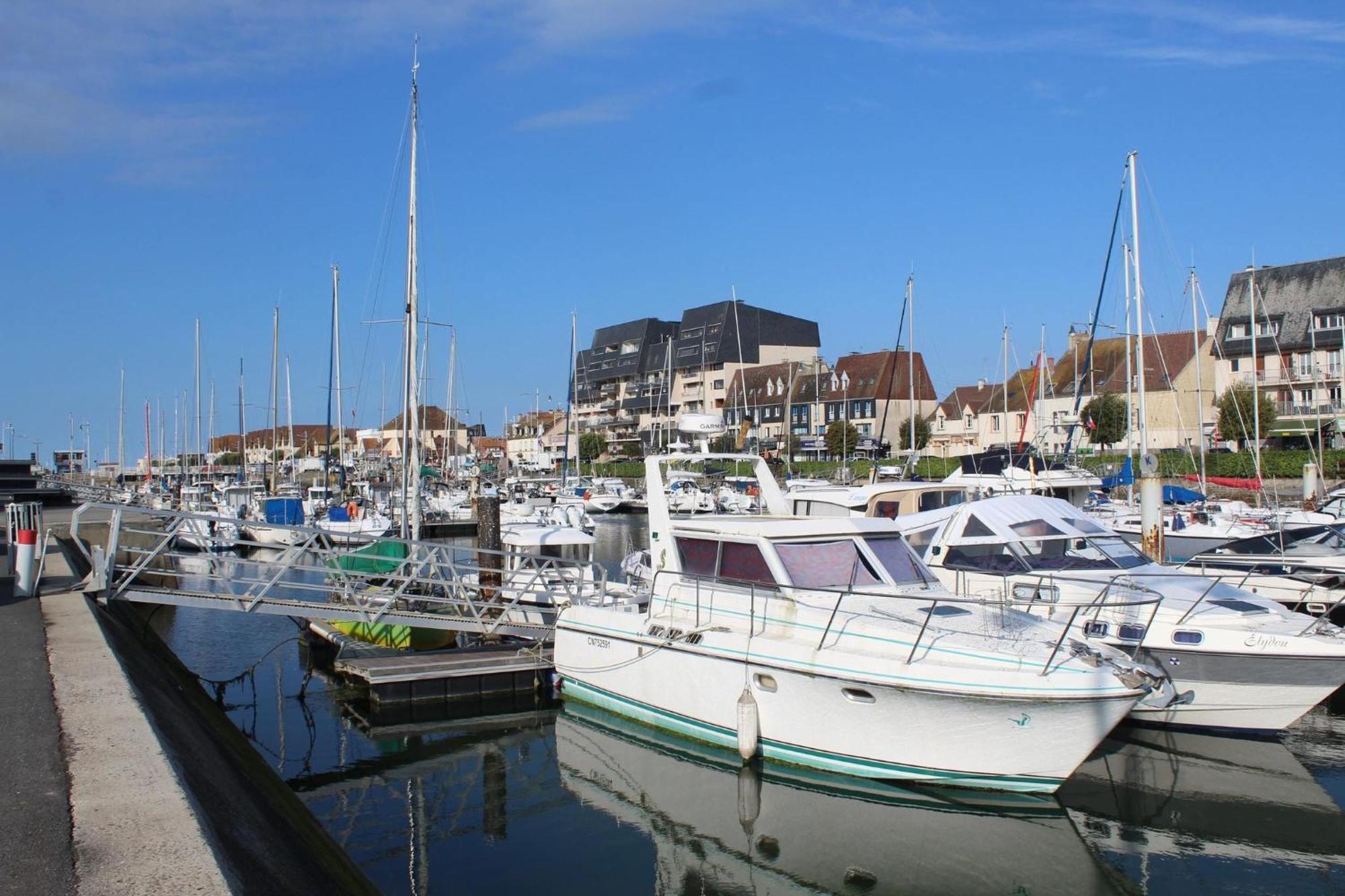 Ancre - Vue Sur Mer - Port Courseulles-Sur-Mer Bagian luar foto